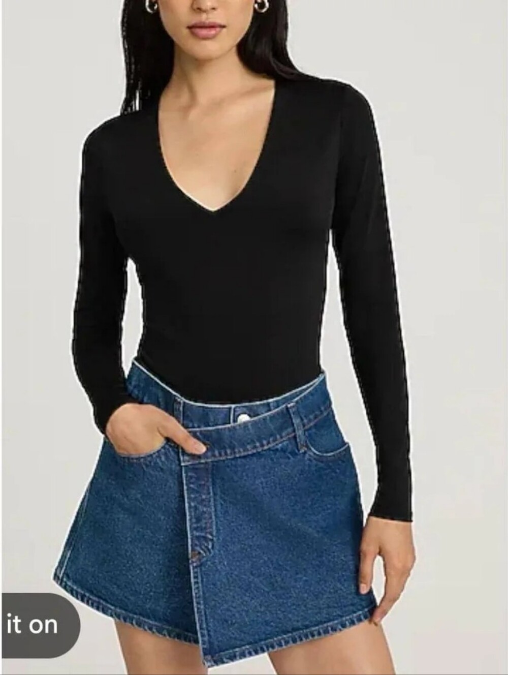Express Black V-Neck Long Sleeve Bodysuit